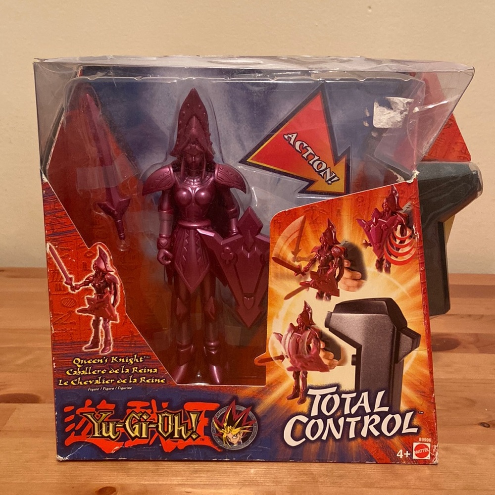 YU-GI-OH 2004 Mattel TOTAL CONTROL QUEEN'S KNIGHT ACTION FIGURE (NEW) Sealed